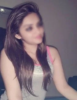 Elisa, call girl in Mumbai