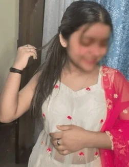 Varsha, call girl in Sion, Mumbai